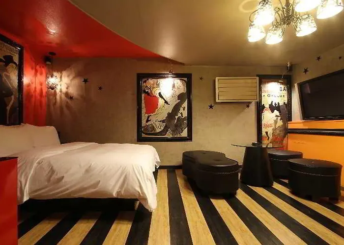 Motel Art